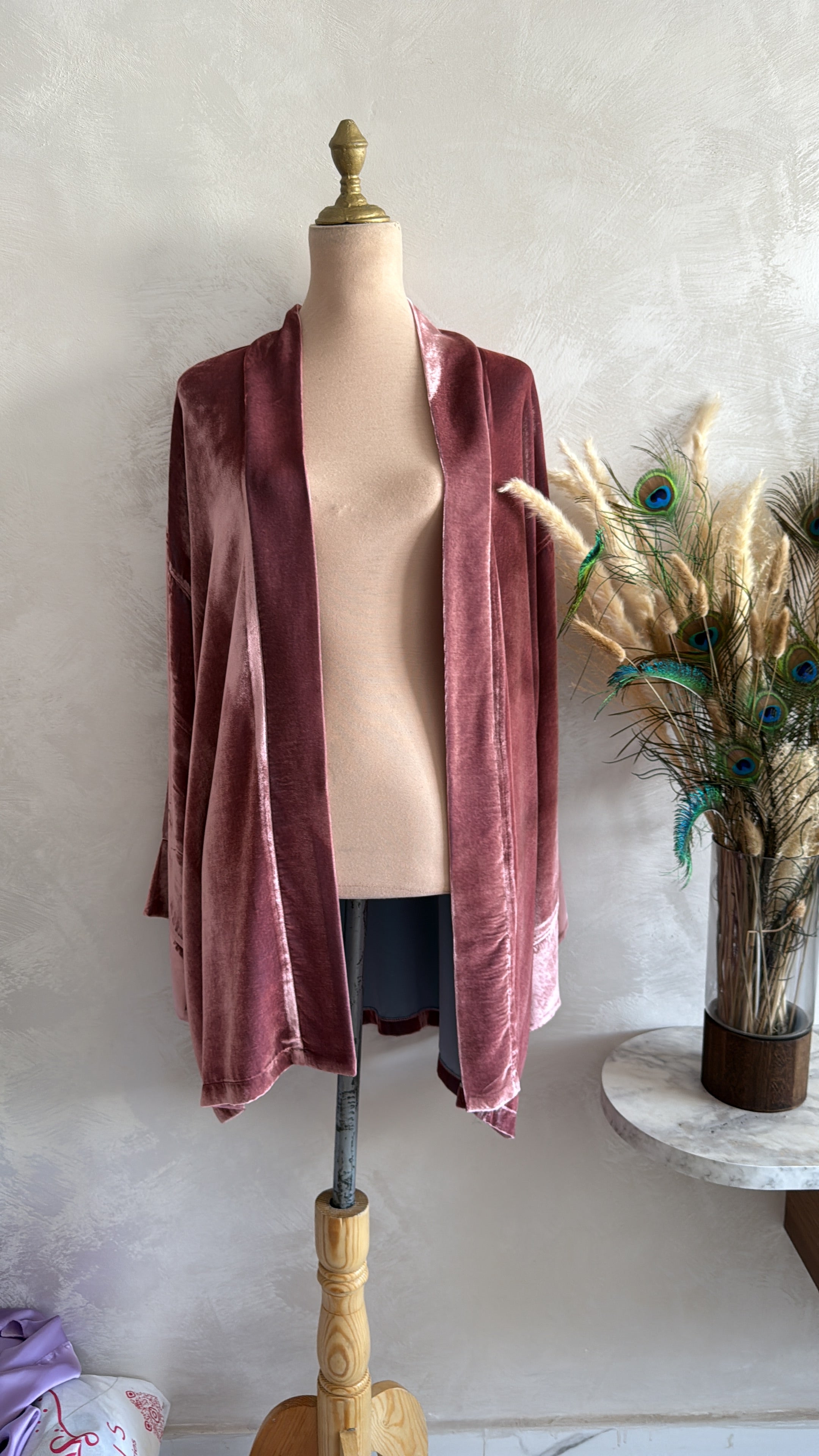 MOONLIGHT VELVET WRAP