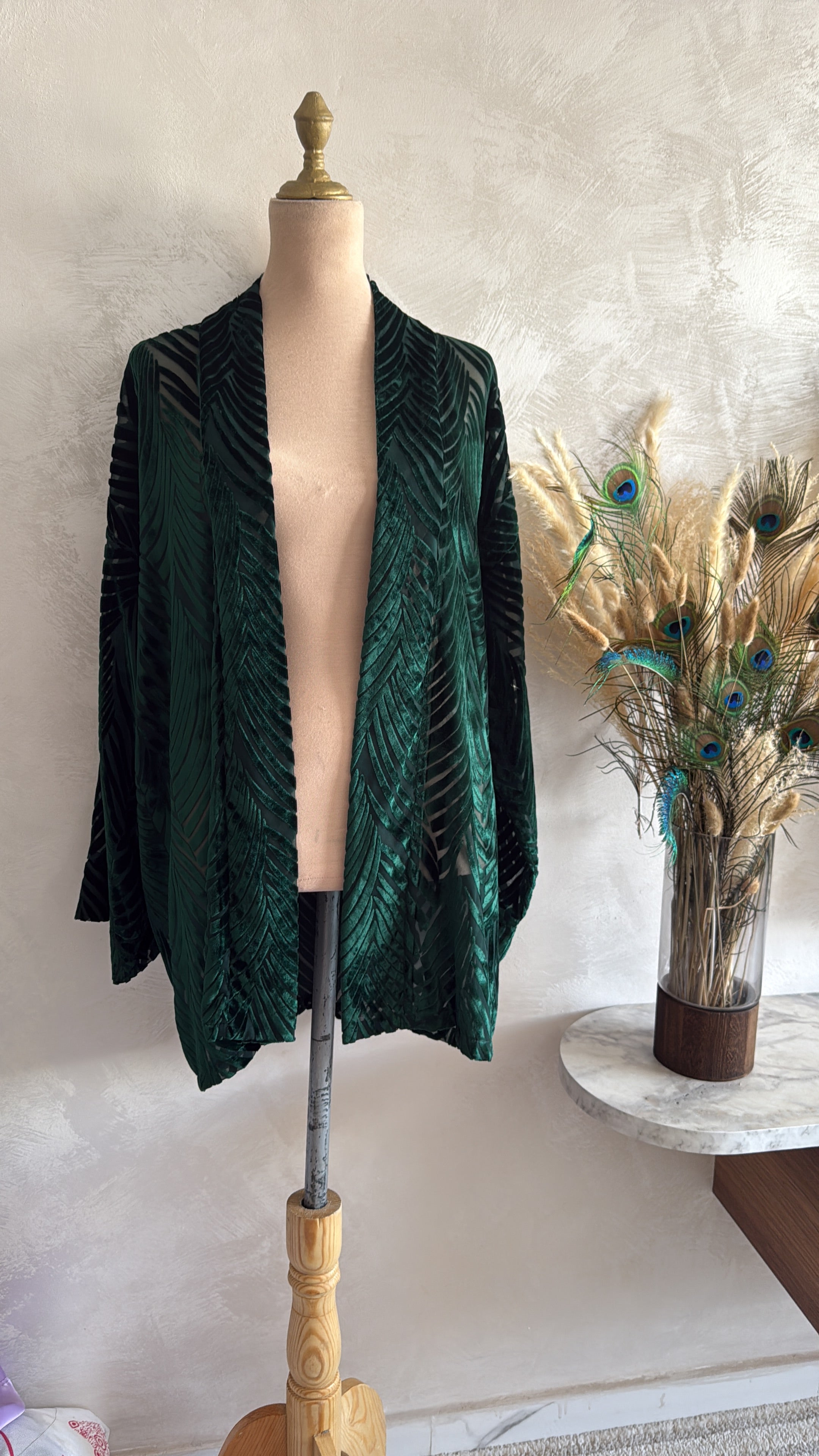MOONLIGHT VELVET WRAP
