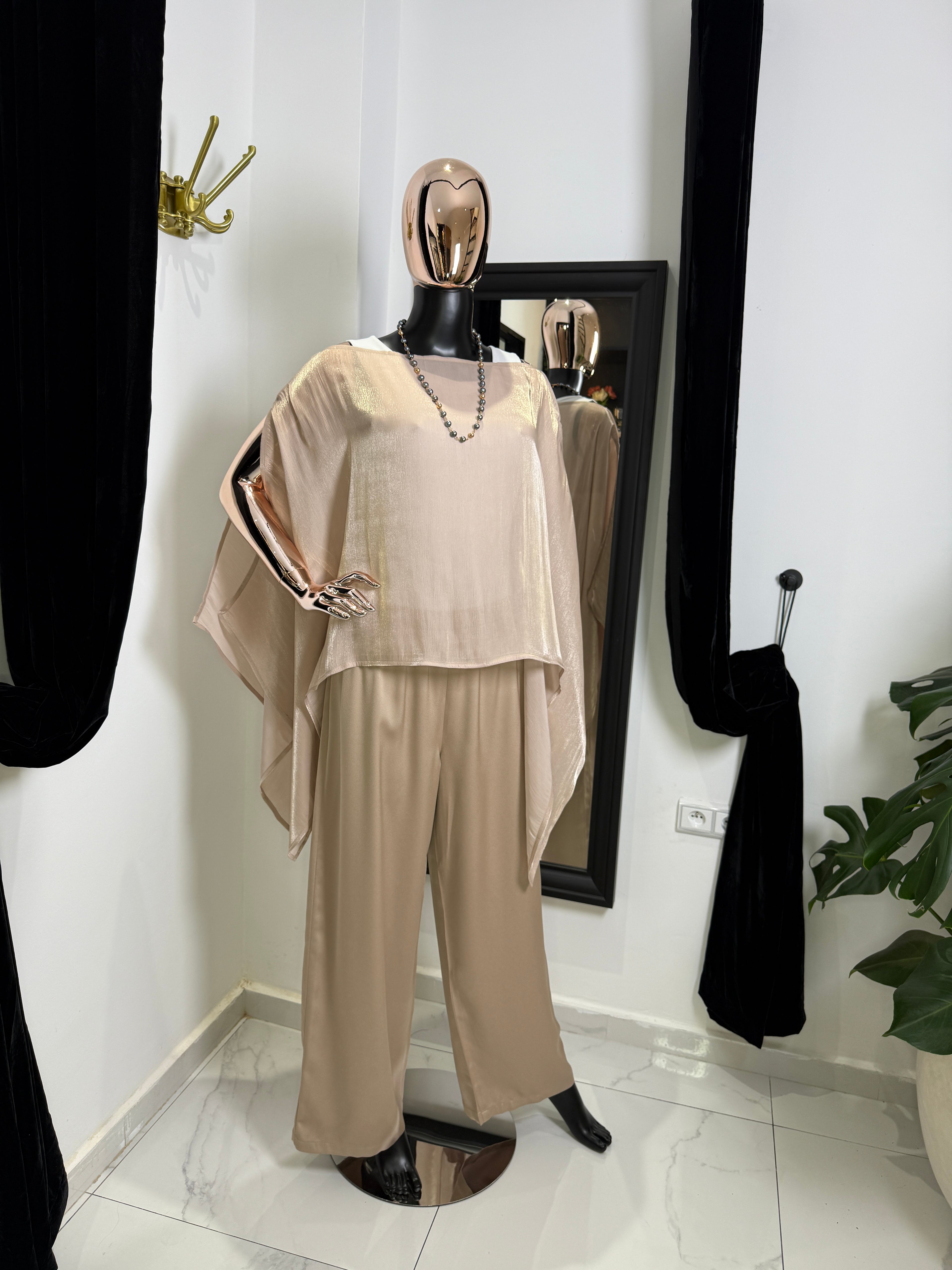 SOLARA SILK SET